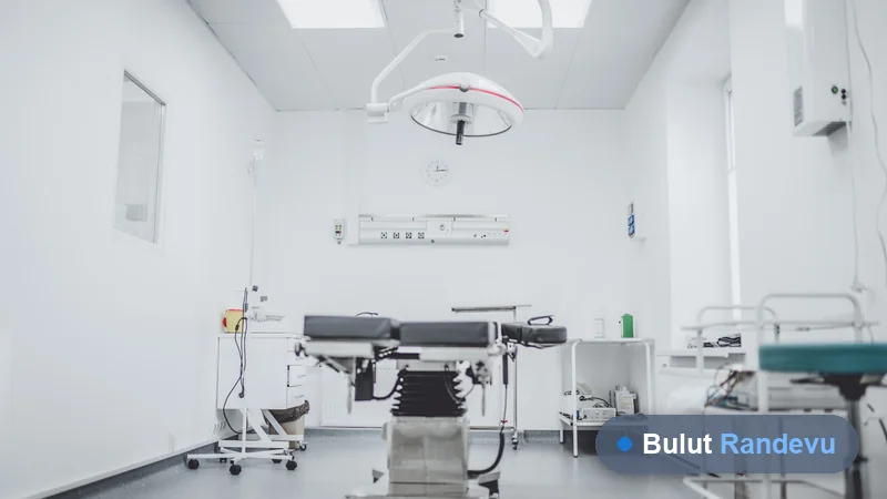 Veteriner kliniği muayene masası ve ekipmanları